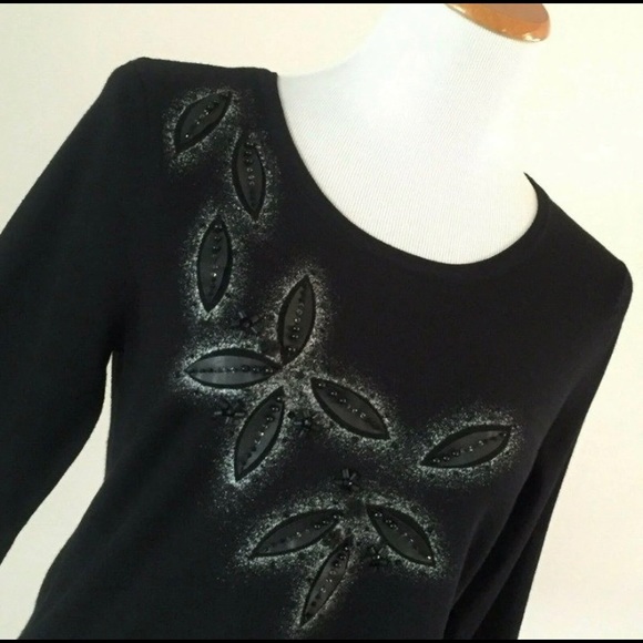 Top - Picture 2 of 6